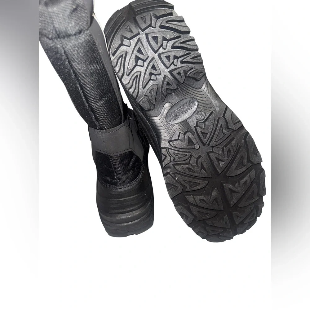 Khombu Boots Mens Waterproof Shell. Black . New Size 10 - Picture 3 of 3